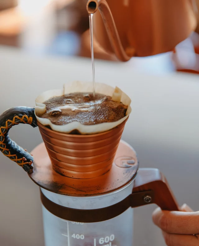 The pleasure of brewing from the comfort of your kitchen ☕️ Our blends are crafted to shine through both espresso and filter methods, so however you brew, you’re in for a delicious cup. 

#filtercoffee #pourovercoffee #byronbaycoffee